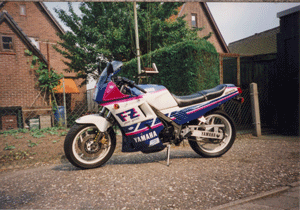 FZ-750---3