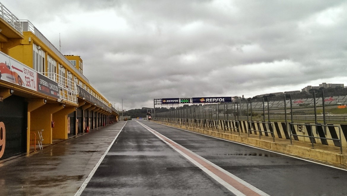 Valencia 2015-regen en donkere wolken